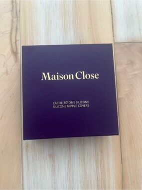 3/$15 New Maison Nipple Covers Sticky Adhesive Silicone Nipple Pasties in Creme